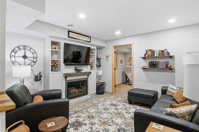 4836 Running Deer Drive, Eau Claire, WI 54703