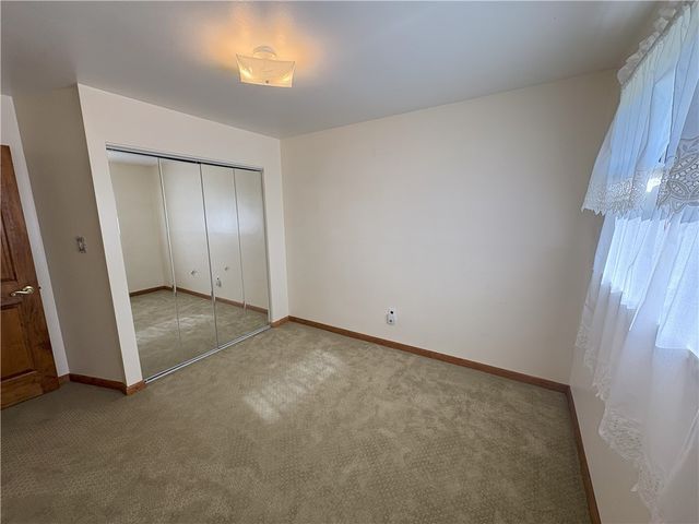 244 Sherwood Dr, Cranberry Twp, PA 16066