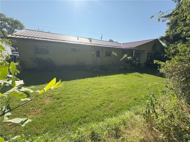 244 Sherwood Dr, Cranberry Twp, PA 16066