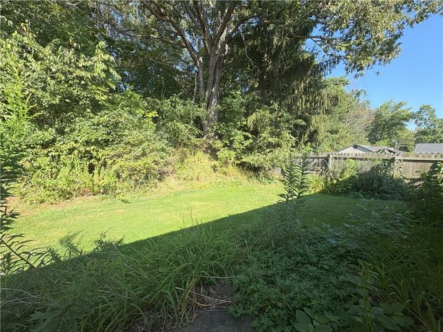 244 Sherwood Dr, Cranberry Twp, PA 16066