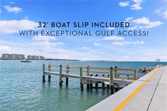 221 La Peninsula BLVD # 221, Naples, FL 34113