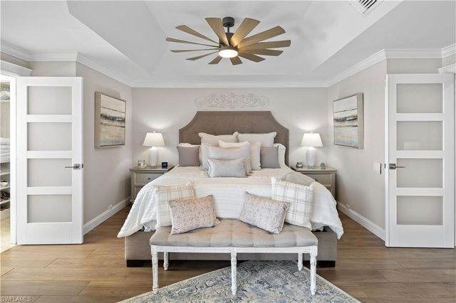 221 La Peninsula BLVD # 221, Naples, FL 34113