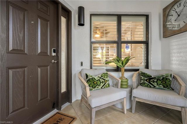 221 La Peninsula BLVD # 221, Naples, FL 34113