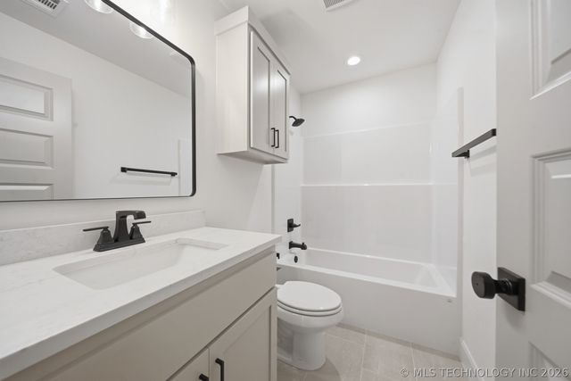 10721 S 281st East Avenue, Coweta, OK 74429