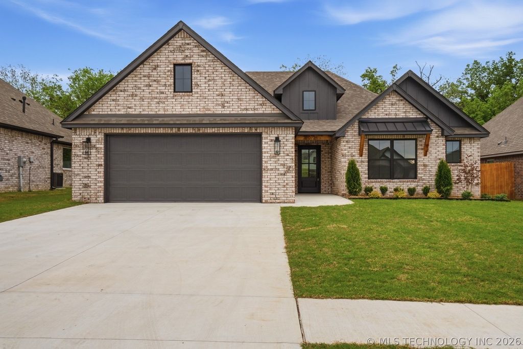 10721 S 281st East Avenue, Coweta, OK 74429