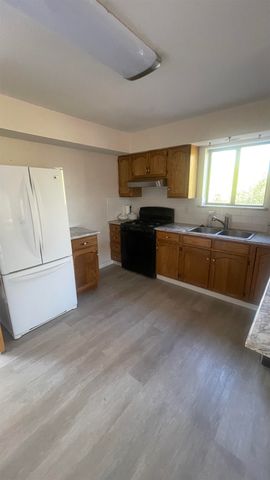 3374 G Road, Clifton, CO 81520