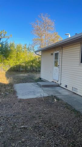 3374 G Road, Clifton, CO 81520