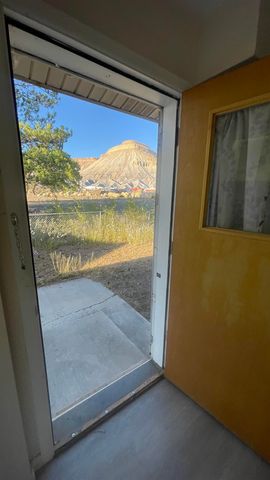 3374 G Road, Clifton, CO 81520