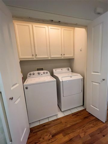 2807 Albany Street, Houston, TX 77006