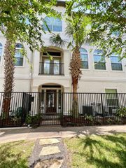 2807 Albany Street, Houston, TX 77006