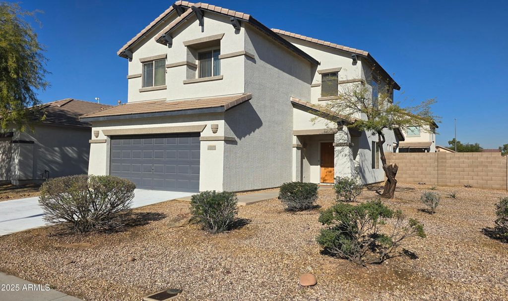 11552 W HILL Drive, Avondale, AZ 85323