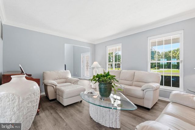 7 ZADOC CT, Woodstock, MD 21163
