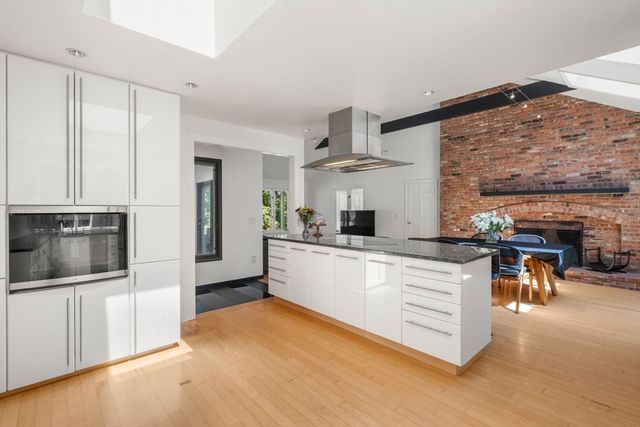 347 Green Street, Northborough, MA 01532