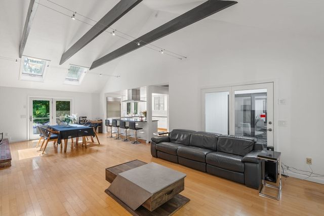 347 Green Street, Northborough, MA 01532