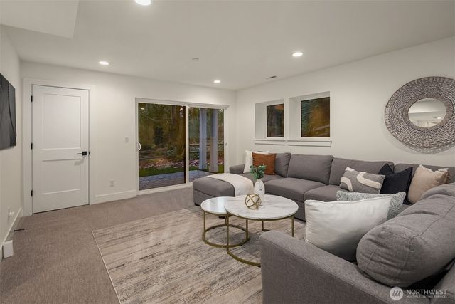 12105 NE 105th Street, Kirkland, WA 98033