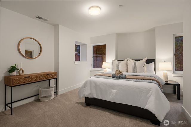 12105 NE 105th Street, Kirkland, WA 98033