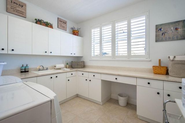 2825 Marina Circle 2825, Lighthouse Point, FL 33064