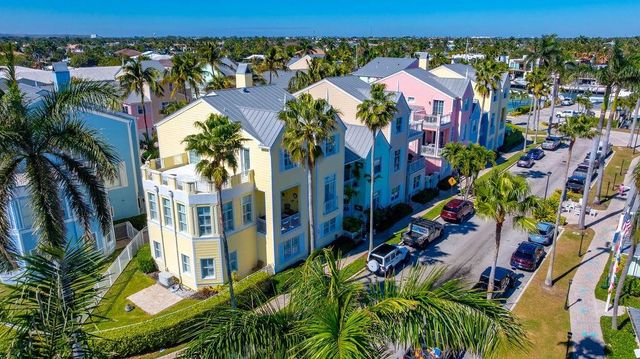 2825 Marina Circle 2825, Lighthouse Point, FL 33064