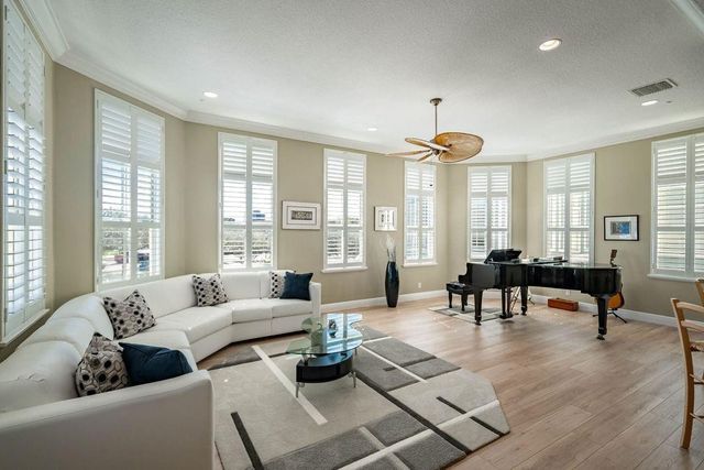 2825 Marina Circle 2825, Lighthouse Point, FL 33064