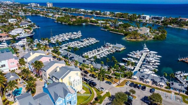 2825 Marina Circle 2825, Lighthouse Point, FL 33064