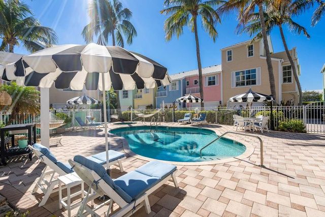 2825 Marina Circle 2825, Lighthouse Point, FL 33064