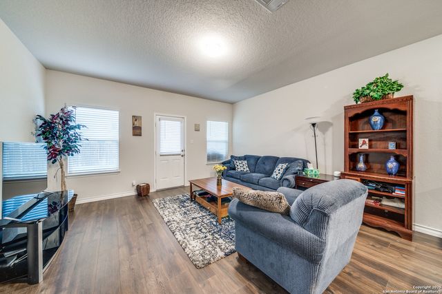 332 SULPHUR SPRINGS, Cibolo, TX 78108