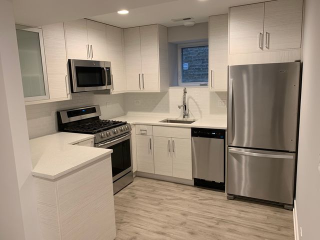 3706 N Drake Avenue G, Chicago, IL 60618