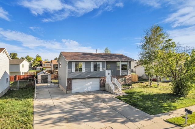 3815 W 5700 S, Roy, UT 84067