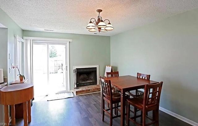 789 Quesnel DR, Virginia Beach, VA 23454