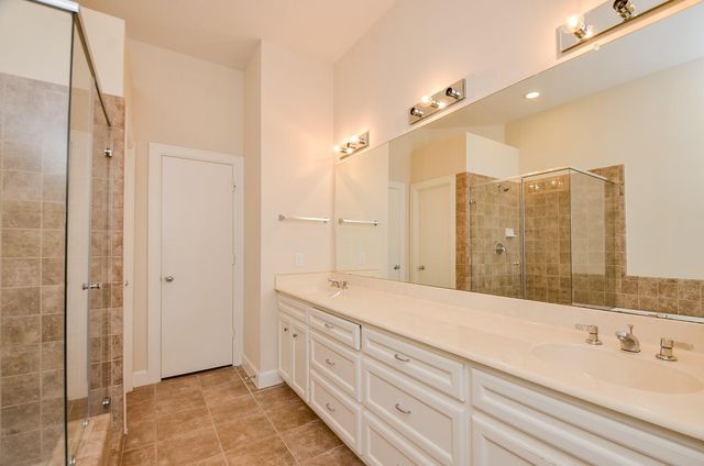 11315 S Main Street 301, Houston, TX 77025