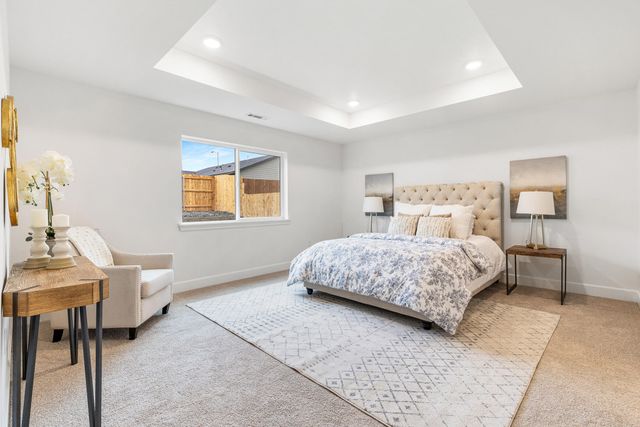 4156 SW Pumice Avenue 72, Redmond, OR 97756