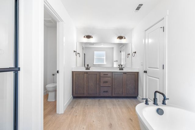 4156 SW Pumice Avenue 72, Redmond, OR 97756