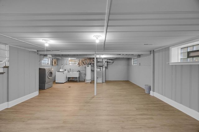 10626 S Lowe Avenue, Chicago, IL 60628