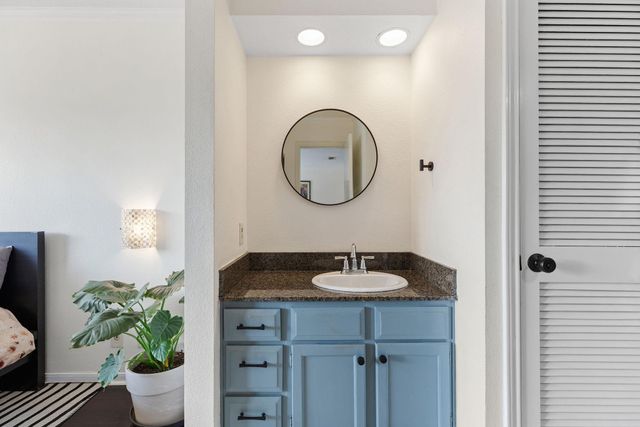 8888 Tallwood DR 2307, Austin, TX 78759