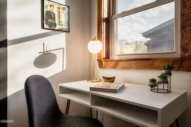 1008 Walini Way, Sevierville, TN 37876