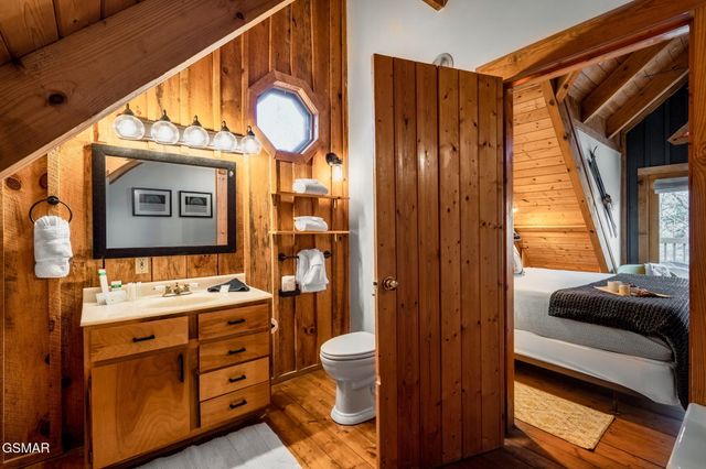 1008 Walini Way, Sevierville, TN 37876