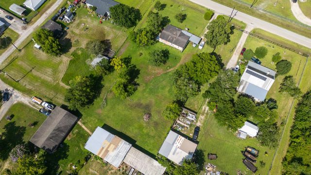 17520 Janacek Road, Crosby, TX 77532