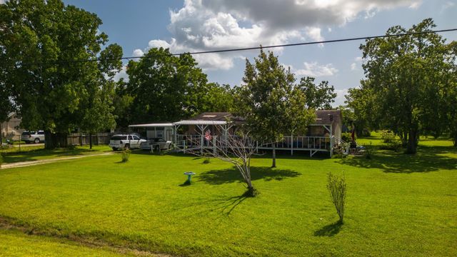 17520 Janacek Road, Crosby, TX 77532