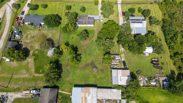 17520 Janacek Road, Crosby, TX 77532