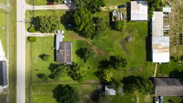 17520 Janacek Road, Crosby, TX 77532