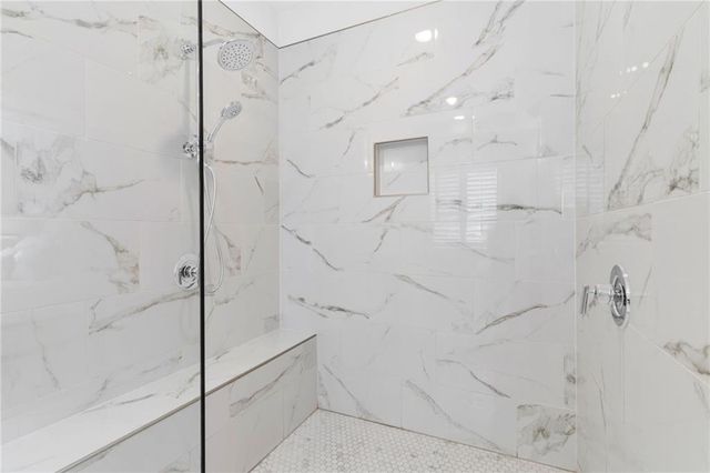 16270 Grand Litchfield Drive, Roswell, GA 30075