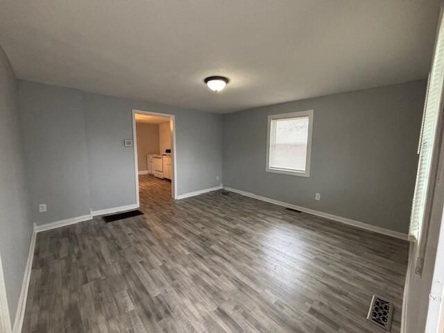 879 KY-1729, Russell Springs, KY 42642