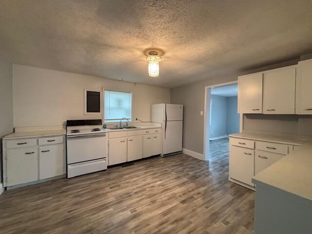 879 KY-1729, Russell Springs, KY 42642