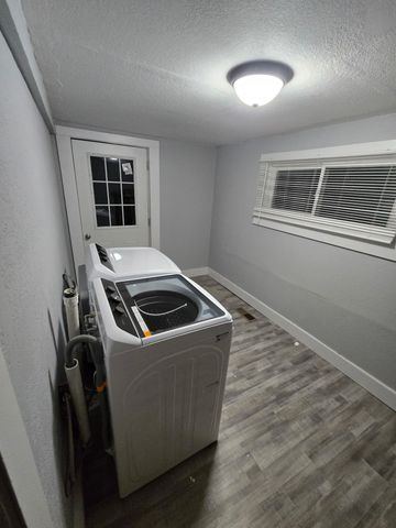 879 KY-1729, Russell Springs, KY 42642