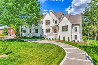 810 Steeplechase Dr, Brentwood, TN 37027