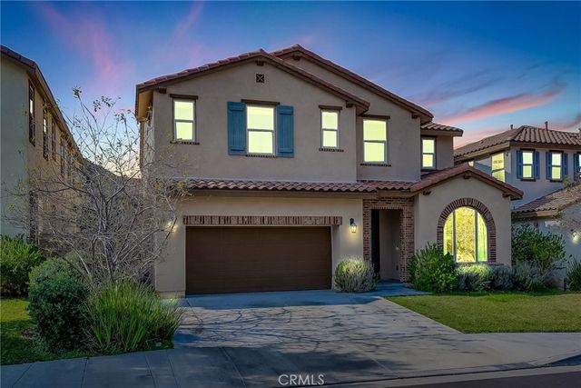 28217 Nield Court, Saugus, CA 91350