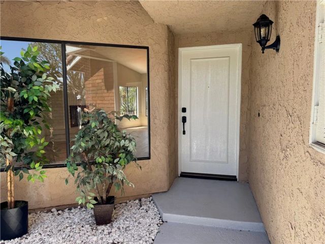 7756 Sailboat Circle, Huntington Beach, CA 92648
