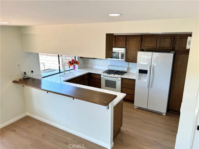 7756 Sailboat Circle, Huntington Beach, CA 92648