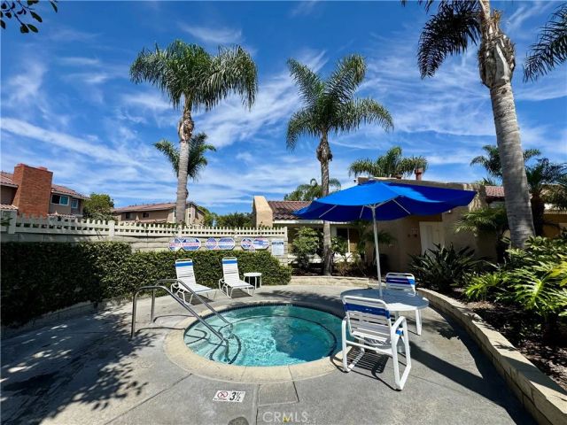 7756 Sailboat Circle, Huntington Beach, CA 92648