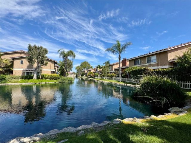 7756 Sailboat Circle, Huntington Beach, CA 92648